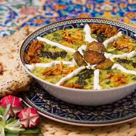 طرز تهیه 5 آش سنتی با طعمی بینظیر + فوت و فن آن