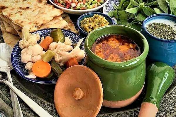 از قابلمه تا زودپز : آبگوشت خوشمزه و جا افتاده در هر 2 روش!